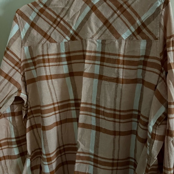 Universal Thread - Picture 5 of 5